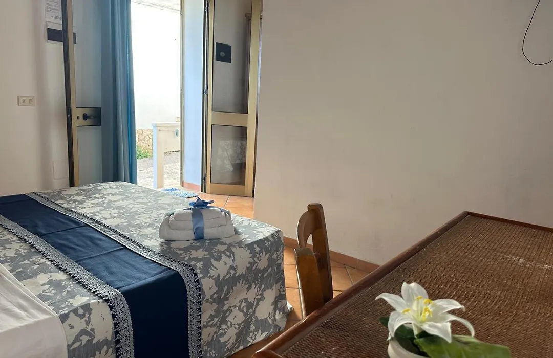 Hotel Giglio-1